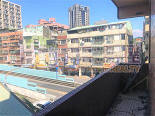 買屋、仲介、賣屋找大家房屋三重國小捷運加盟店