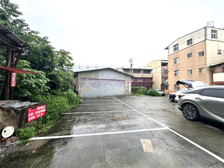 竹山市區建地房屋室內格局與周邊環境