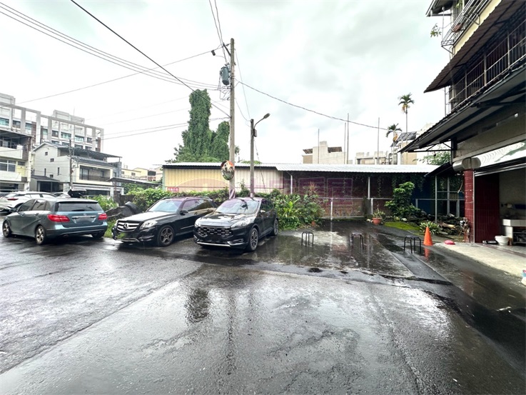 竹山市區建地房屋室內格局與周邊環境