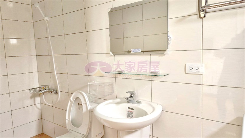 后里市區九套房+店面房屋室內格局與周邊環境