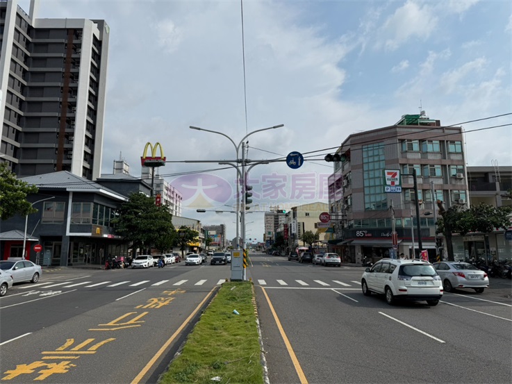 斗南商業區華廈+平車房屋室內格局與周邊環境