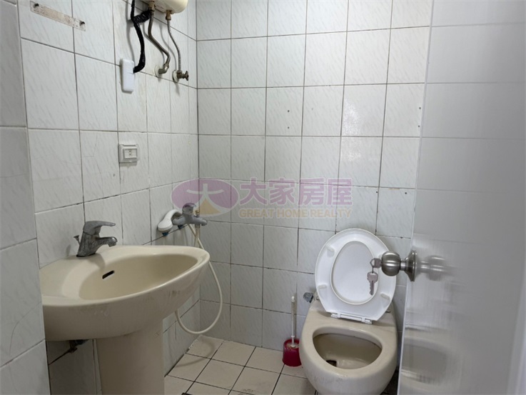 員林溫馨大套房房屋室內格局與周邊環境