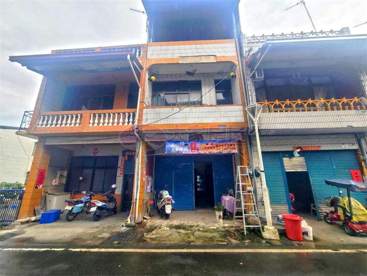 華中街透天送建地房屋室內格局與周邊環境