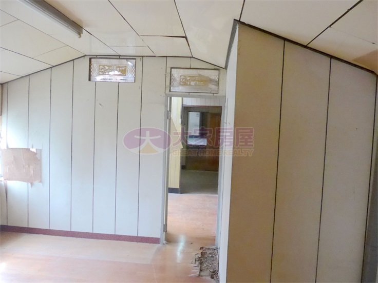 潛力無限:黃金地段房屋室內格局與周邊環境