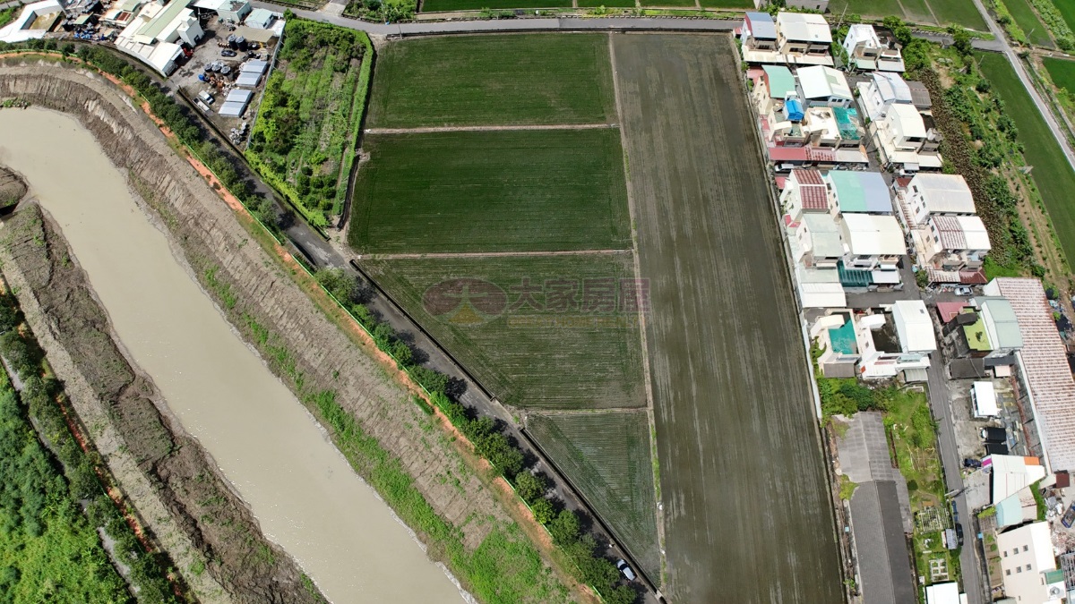 斗南158甲旁雙面路農地房屋室內格局與周邊環境