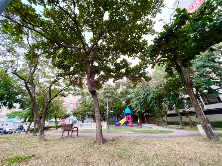 西屯喬立生活觀樓中樓百萬裝潢房屋室內格局與周邊環境