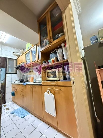 頭家國小∣低總價2房2衛+車位房屋室內格局與周邊環境