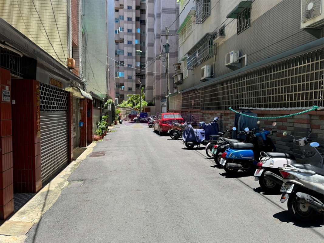 嘉義市南京路幸福公寓房屋室內格局與周邊環境