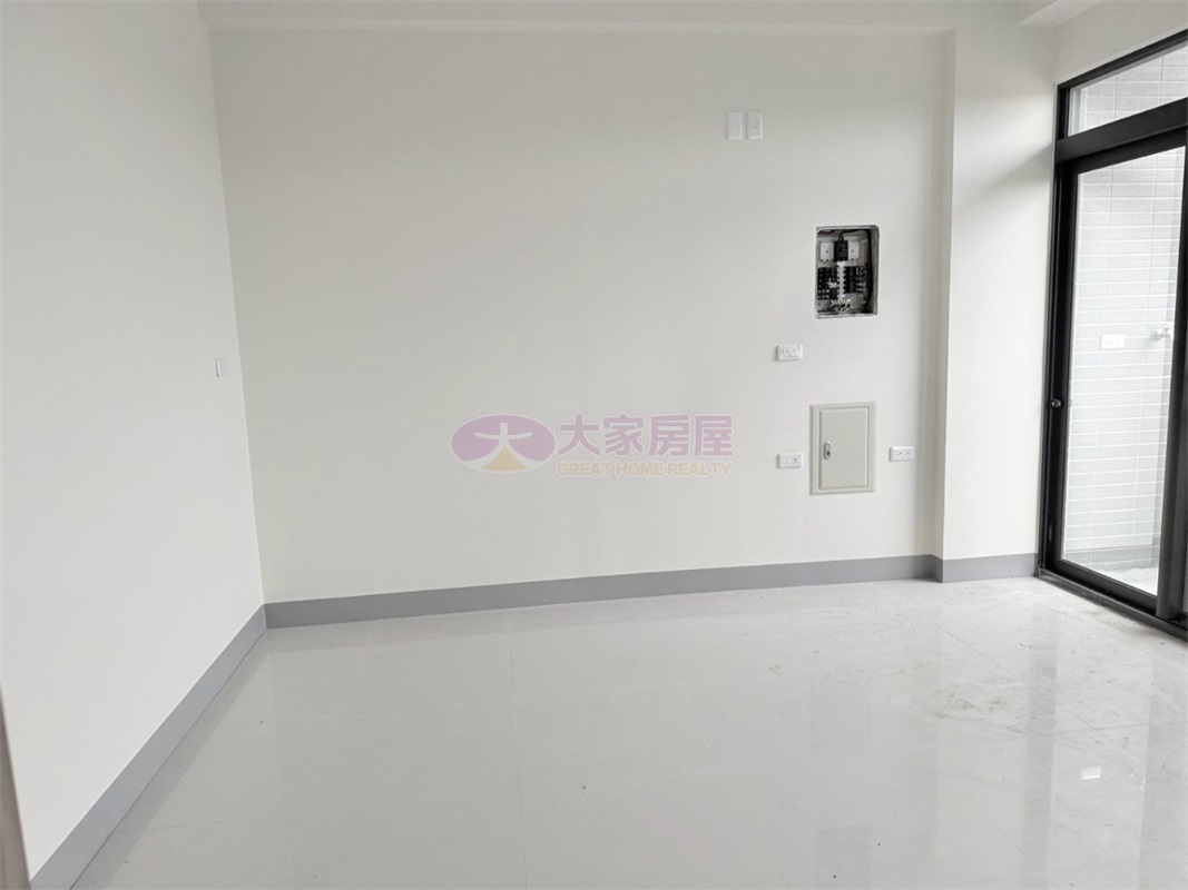 麥寮山寮精美車庫透天房屋室內格局與周邊環境