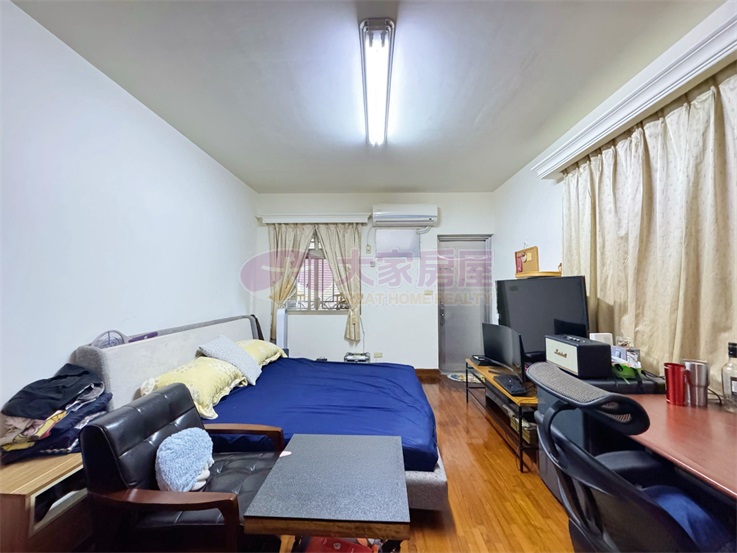 縣府近百坪五套房豪墅房屋室內格局與周邊環境