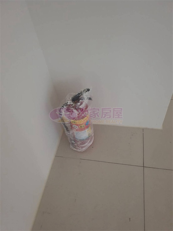 臺南市東區黃金店面稀有釋出房屋室內格局與周邊環境