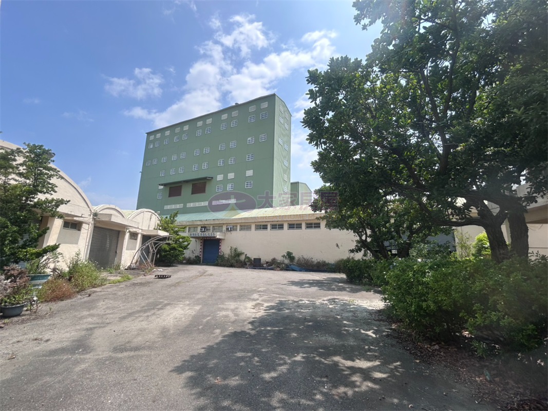 台南學甲華宗路黃金工業廠房房屋室內格局與周邊環境