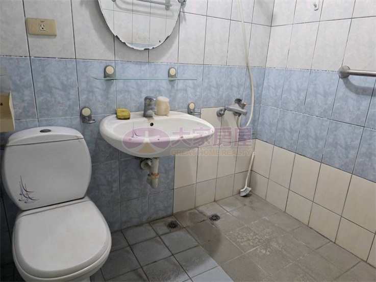 近潮州國中大樓房屋室內格局與周邊環境
