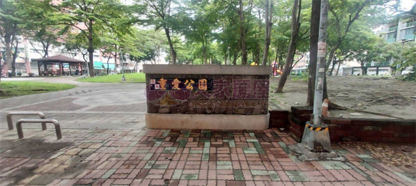 高雄市左營區民族一路969號1房屋室內格局與周邊環境