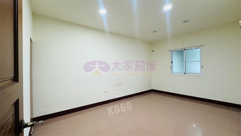 河堤商圈稀有邊間透天房屋室內格局與周邊環境