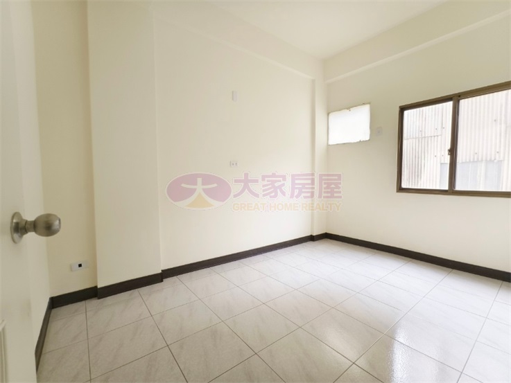 仁德德善大樓價整新透天房屋室內格局與周邊環境